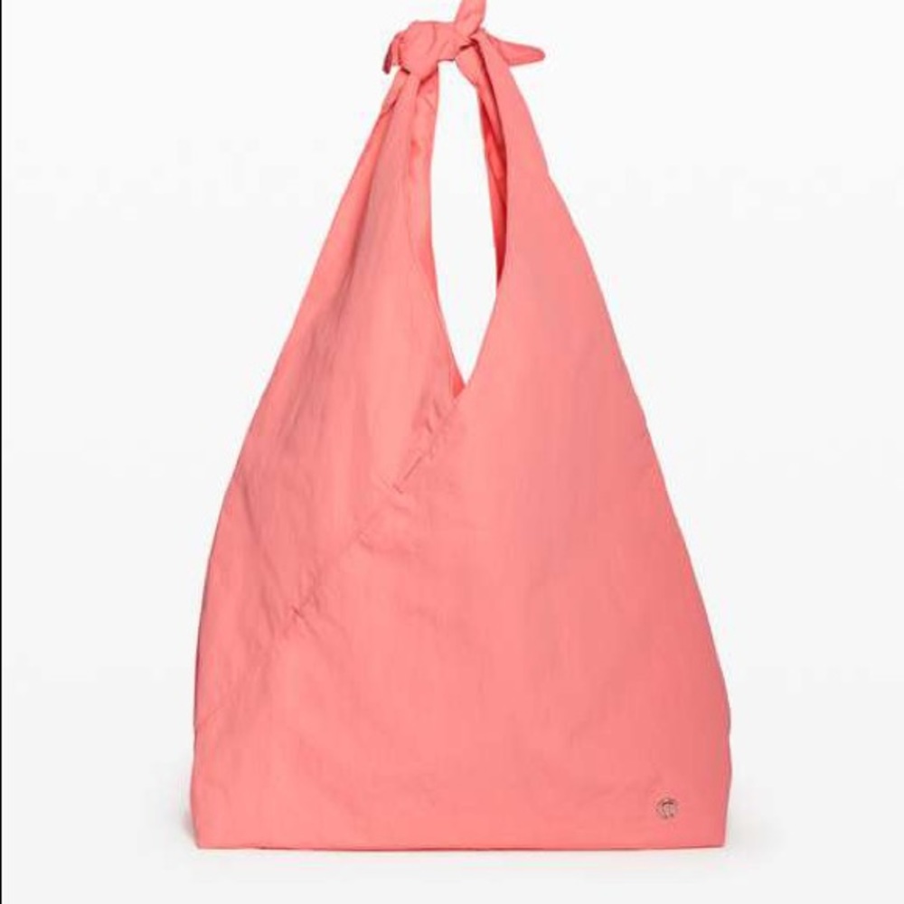 Lululemon Cross It Off Tote 20L new with tags
